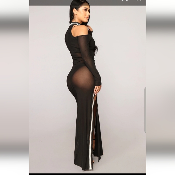 Dont hate the player mesh cover up - Picture 2 of 4